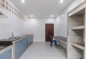 2-Villa Property with Swimming Pool for Sale - Svay Dangkum, Siem Reap thumbnail