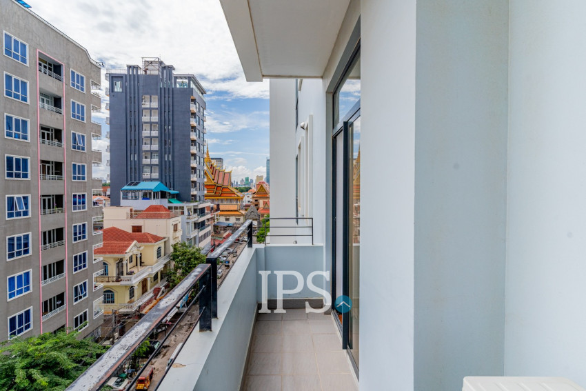 3 Bedroom Serviced Apartment For Rent - Wat Phnom, Phnom Penh