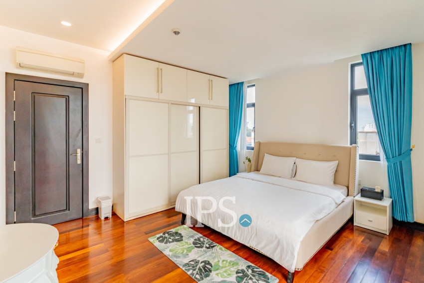 3 Bedroom Serviced Apartment For Rent - Wat Phnom, Phnom Penh