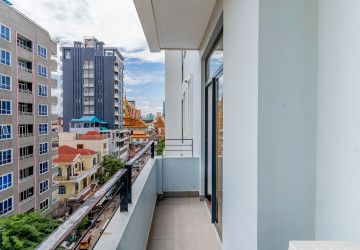 3 Bedroom Serviced Apartment For Rent - Wat Phnom, Phnom Penh thumbnail