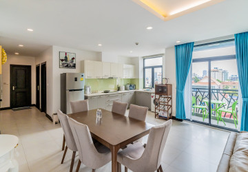 3 Bedroom Serviced Apartment For Rent - Wat Phnom, Phnom Penh thumbnail