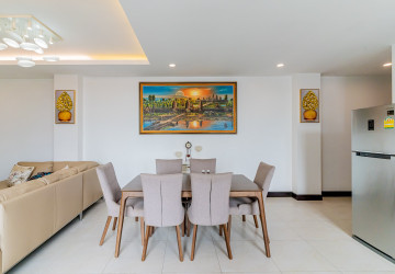 3 Bedroom Serviced Apartment For Rent - Wat Phnom, Phnom Penh thumbnail