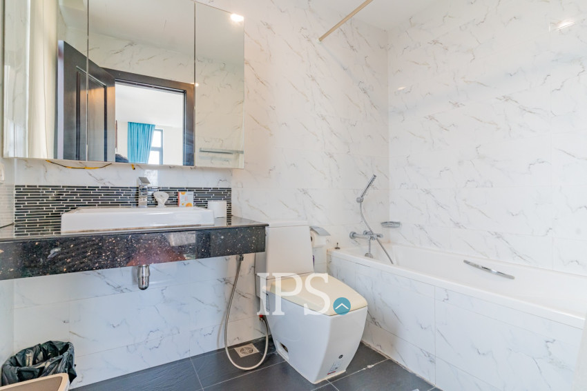 3 Bedroom Serviced Apartment For Rent - Wat Phnom, Phnom Penh