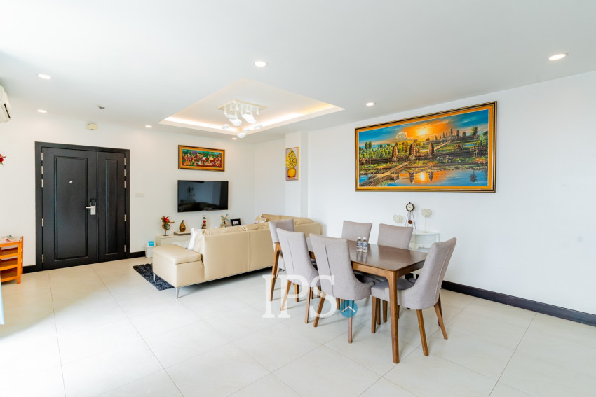 3 Bedroom Serviced Apartment For Rent - Wat Phnom, Phnom Penh