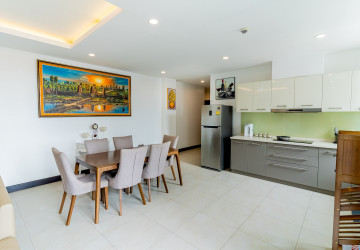 3 Bedroom Serviced Apartment For Rent - Wat Phnom, Phnom Penh thumbnail