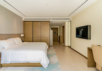 1 Bedroom Serviced Apartment For Rent - Srah Chak, Phnom Penh thumbnail