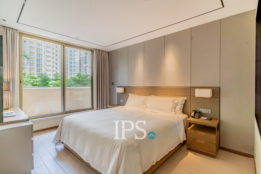 3 Bedroom Serviced Apartment For Rent - Srah Chak, Phnom Penh