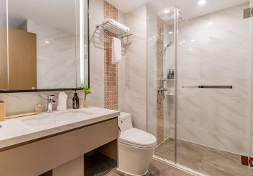 3 Bedroom Serviced Apartment For Rent - Srah Chak, Phnom Penh thumbnail