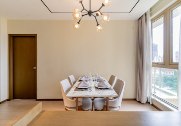 2 Bedroom Serviced Apartment For Rent - Srah Chak, Phnom Penh thumbnail