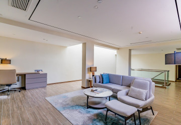 Duplex 2 Bedroom Serviced Apartment For Rent - Srah Chak, Phnom Penh thumbnail