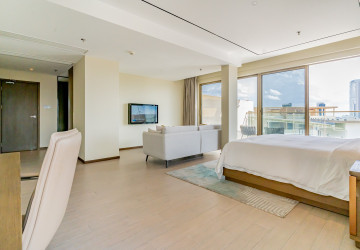 Duplex 3 Bedroom Serviced Penthouse For Rent - Srah Chak, Phnom Penh thumbnail