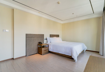 Duplex 3 Bedroom Serviced Penthouse For Rent - Srah Chak, Phnom Penh thumbnail