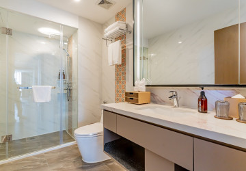 Duplex 3 Bedroom Serviced Penthouse For Rent - Srah Chak, Phnom Penh thumbnail