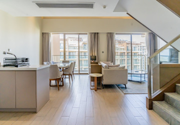 Duplex 3 Bedroom Serviced Penthouse For Rent - Srah Chak, Phnom Penh thumbnail