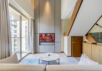 Duplex 3 Bedroom Serviced Penthouse For Rent - Srah Chak, Phnom Penh thumbnail