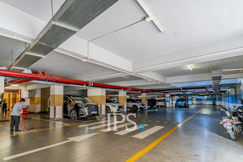 Duplex 3 Bedroom Serviced Penthouse For Rent - Srah Chak, Phnom Penh