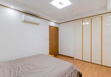 13th Floor 1 Bedroom Condo For Sale - De Castle Royal, BKK1, Phnom Penh thumbnail