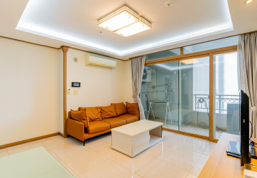 13th Floor 1 Bedroom Condo For Sale - De Castle Royal, BKK1, Phnom Penh thumbnail