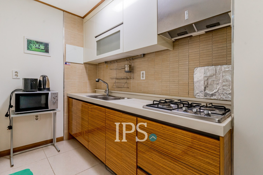 13th Floor 1 Bedroom Condo For Sale - De Castle Royal, BKK1, Phnom Penh - Image 6 13th Floor 1 Bedroom Condo For Sale - De Castle Royal, BKK1, Phnom Penh - Image 6