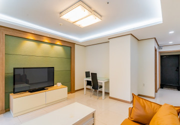 13th Floor 1 Bedroom Condo For Sale - De Castle Royal, BKK1, Phnom Penh thumbnail