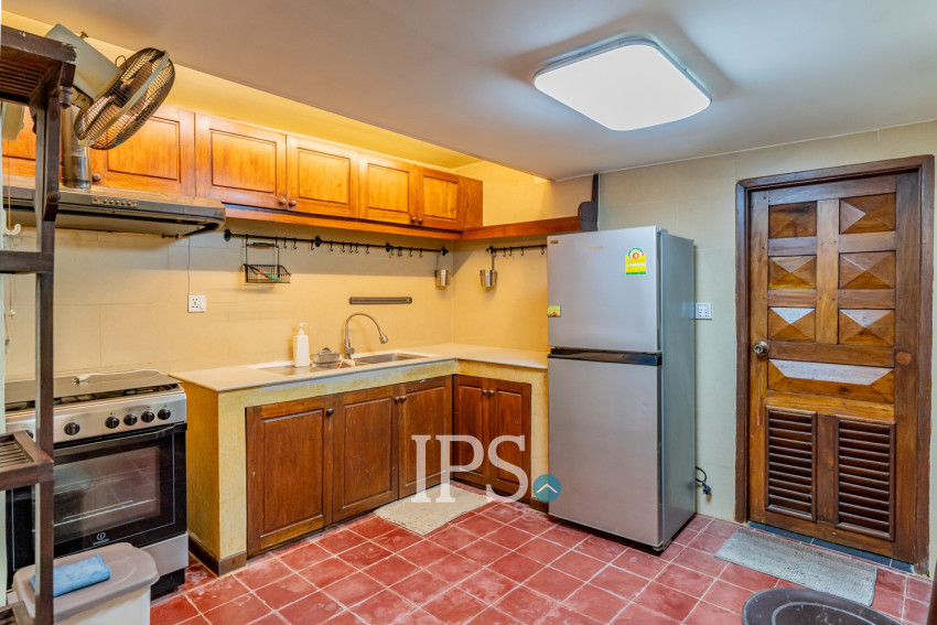 Renovated 3 Bedroom Apartment For Rent - Chakto Mukh, Phnom Penh