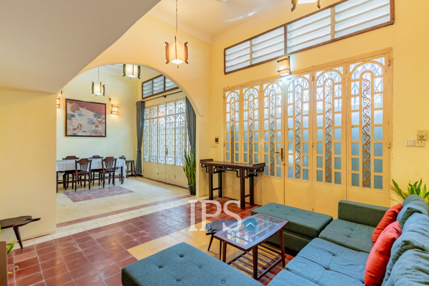 Renovated 3 Bedroom Apartment For Rent - Chakto Mukh, Phnom Penh