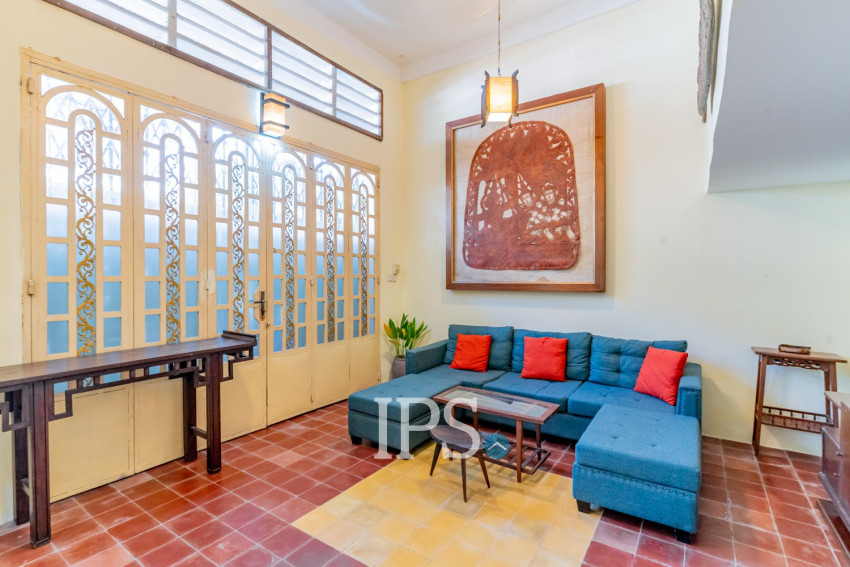 Renovated 3 Bedroom Apartment For Rent - Chakto Mukh, Phnom Penh