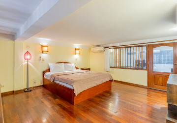 Renovated 3 Bedroom Apartment For Rent - Chakto Mukh, Phnom Penh thumbnail