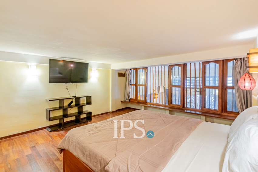 Renovated 3 Bedroom Apartment For Rent - Chakto Mukh, Phnom Penh