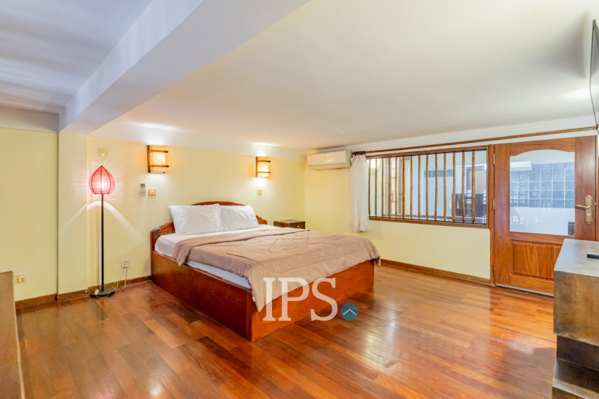 Renovated 3 Bedroom Apartment For Rent - Chakto Mukh, Phnom Penh