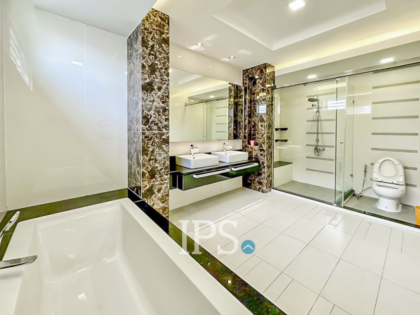 7 Bedroom Queen Villa For Rent - Borey Peng Huoth Beong Snor, Chhbar Ampov, Phnom Penh
