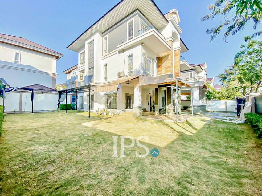 7 Bedroom Queen Villa For Rent - Borey Peng Huoth Beong Snor, Chhbar Ampov, Phnom Penh