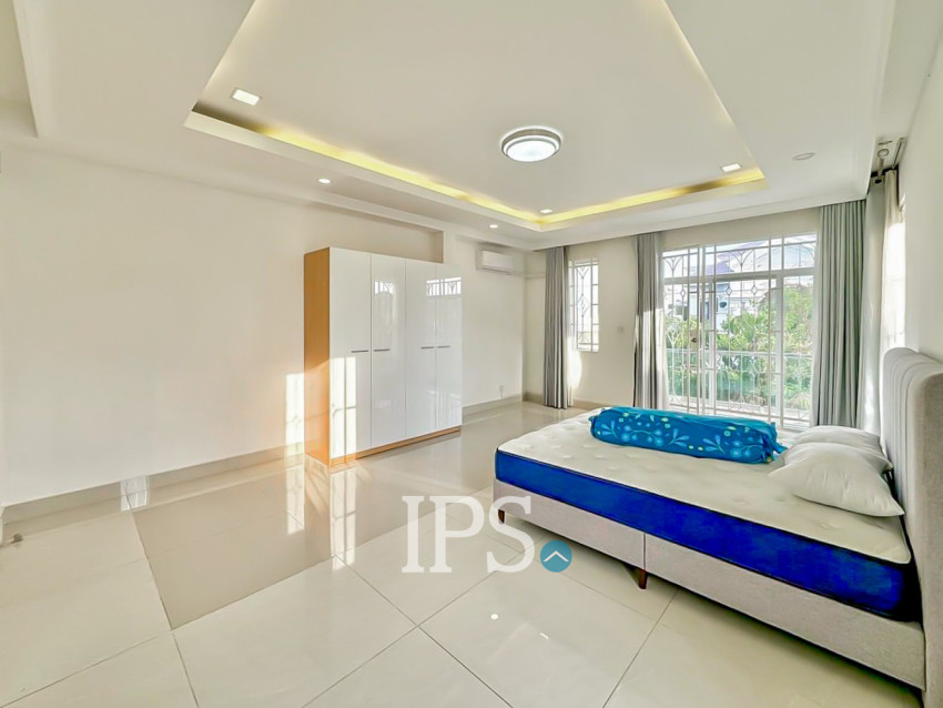 7 Bedroom Queen Villa For Rent - Borey Peng Huoth Beong Snor, Chhbar Ampov, Phnom Penh