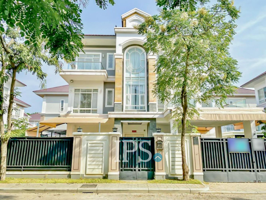 7 Bedroom Queen Villa For Rent - Borey Peng Huoth Beong Snor, Chhbar Ampov, Phnom Penh