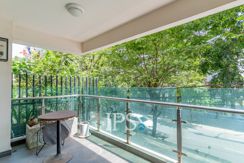 14 Room Hotel Building For Rent - Srah Chork, Daun Penh