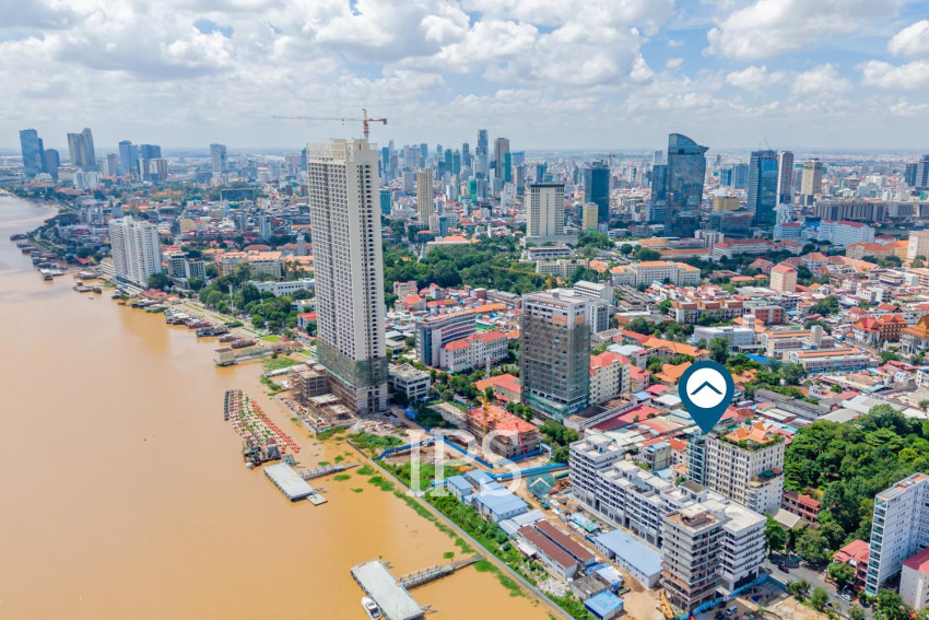 14 Room Hotel Building For Rent - Srah Chork, Daun Penh