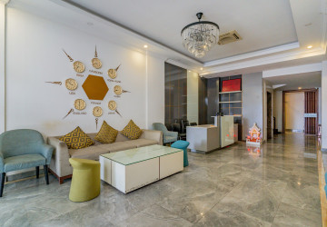 14 Room Hotel Building For Sale - Srah Chork, Daun Penh thumbnail