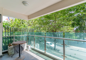 14 Room Hotel Building For Sale - Srah Chork, Daun Penh thumbnail