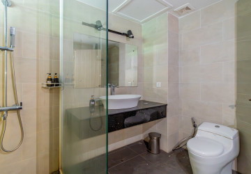 14 Room Hotel Building For Sale - Srah Chork, Daun Penh thumbnail