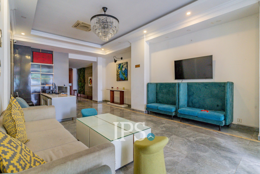 14 Room Hotel Building For Sale - Srah Chork, Daun Penh