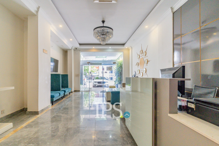 14 Room Hotel Building For Sale - Srah Chork, Daun Penh