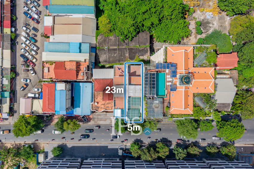 14 Room Hotel Building For Sale - Srah Chork, Daun Penh