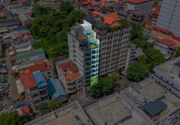 14 Room Hotel Building For Sale - Srah Chork, Daun Penh thumbnail