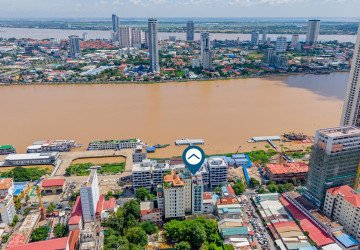 14 Room Hotel Building For Sale - Srah Chork, Daun Penh thumbnail
