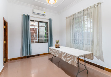 4 Bedroom Villa For Sale - Chroy Changvar, Phnom Penh thumbnail