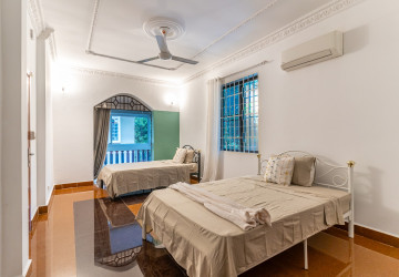 4 Bedroom Villa For Sale - Chroy Changvar, Phnom Penh thumbnail