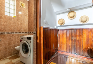 4 Bedroom Villa For Sale - Chroy Changvar, Phnom Penh thumbnail