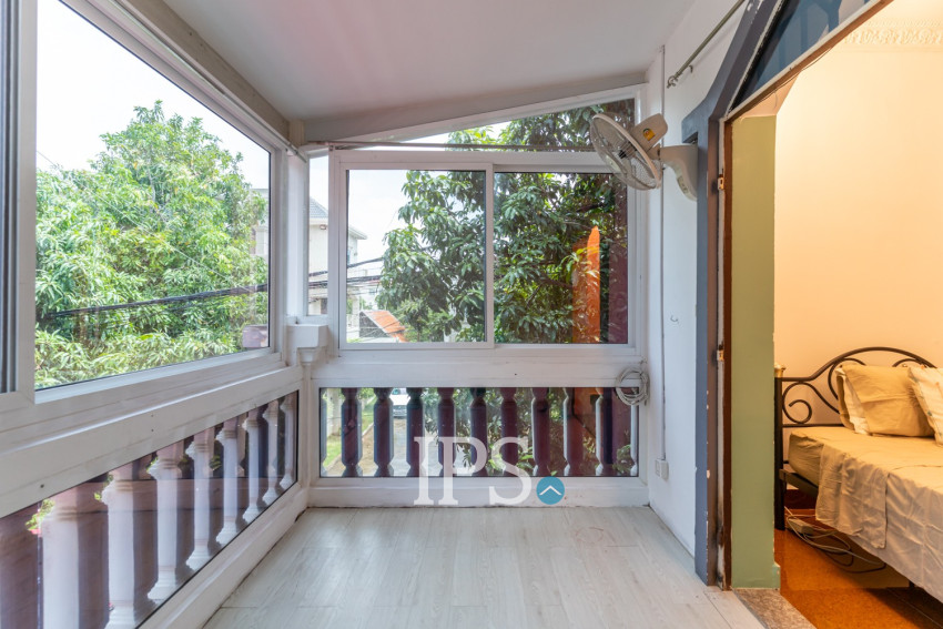 4 Bedroom Villa For Sale - Chroy Changvar, Phnom Penh