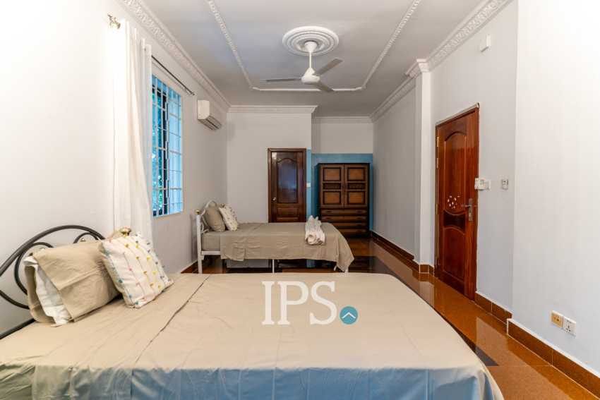 4 Bedroom Villa For Sale - Chroy Changvar, Phnom Penh