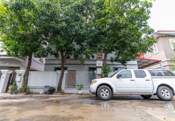 4 Bedroom Villa For Sale - Chroy Changvar, Phnom Penh thumbnail